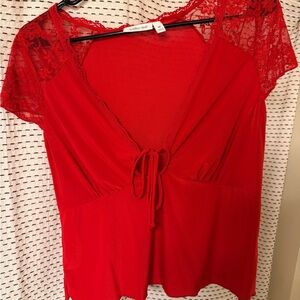 Willow & Root Red Lace Trim Top - Buckle